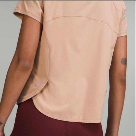Lululemon Lightweight Stretch Run Short Sleeve Shirt in Tan Sz 4 - Picture 6 of 7
